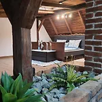 Wiejska 150m2 Apartment