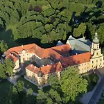 Wiejska 150m2 Apartment